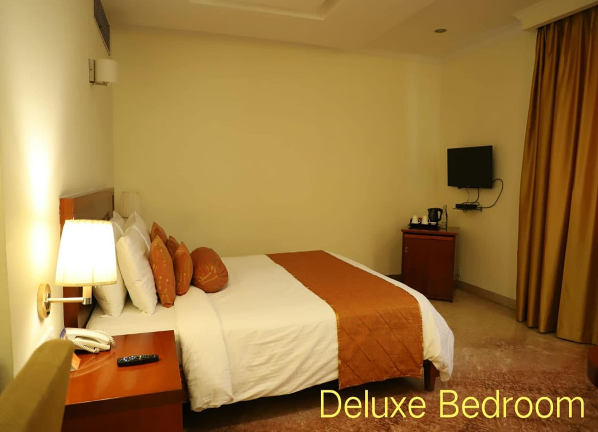 Royal Sarovar Portico Siliguri Esterno foto