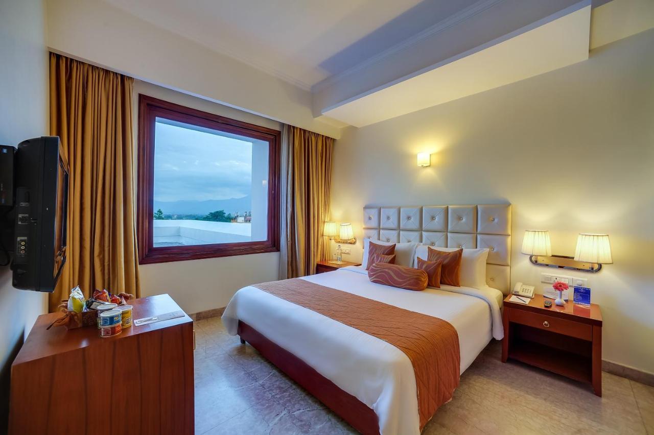 Royal Sarovar Portico Siliguri Esterno foto