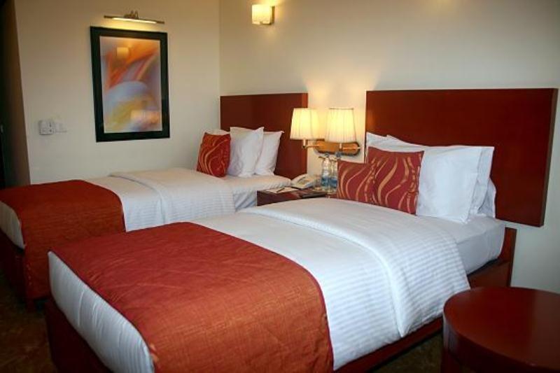 Royal Sarovar Portico Siliguri Esterno foto