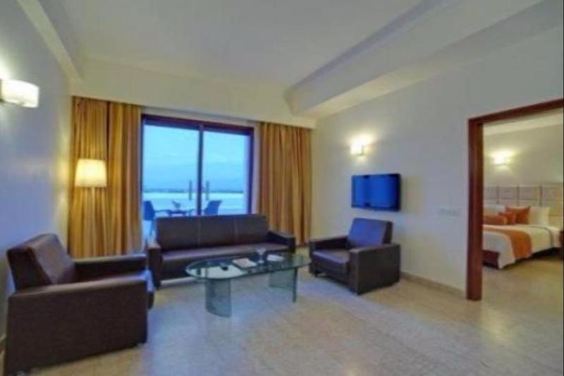 Royal Sarovar Portico Siliguri Esterno foto