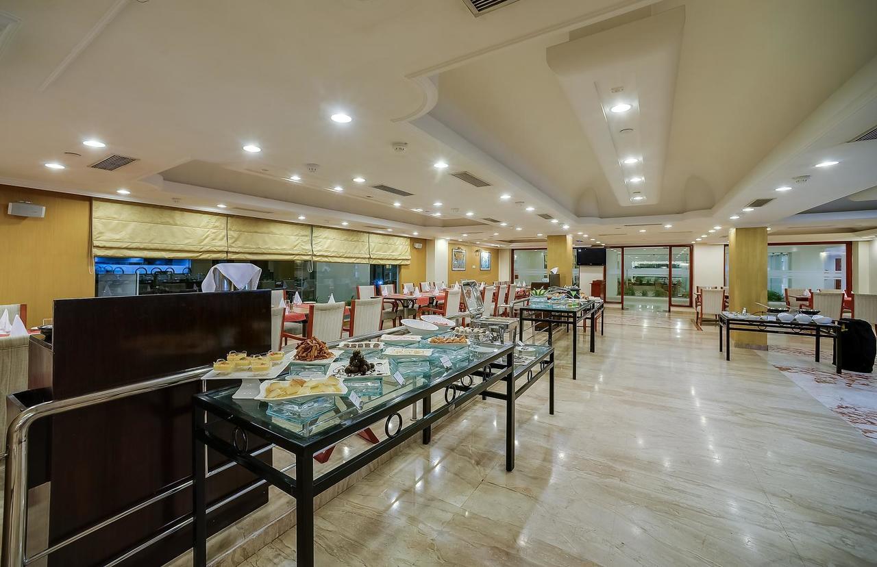 Royal Sarovar Portico Siliguri Esterno foto
