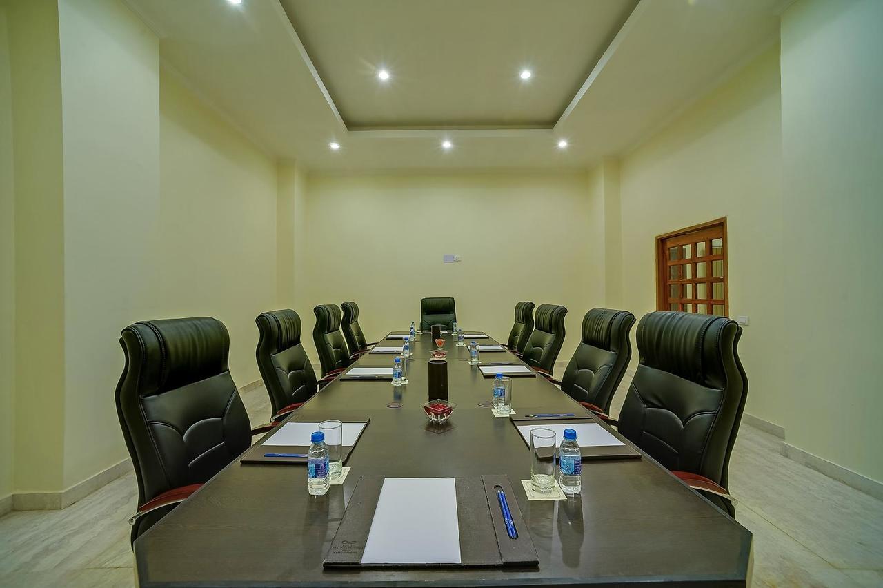 Royal Sarovar Portico Siliguri Esterno foto