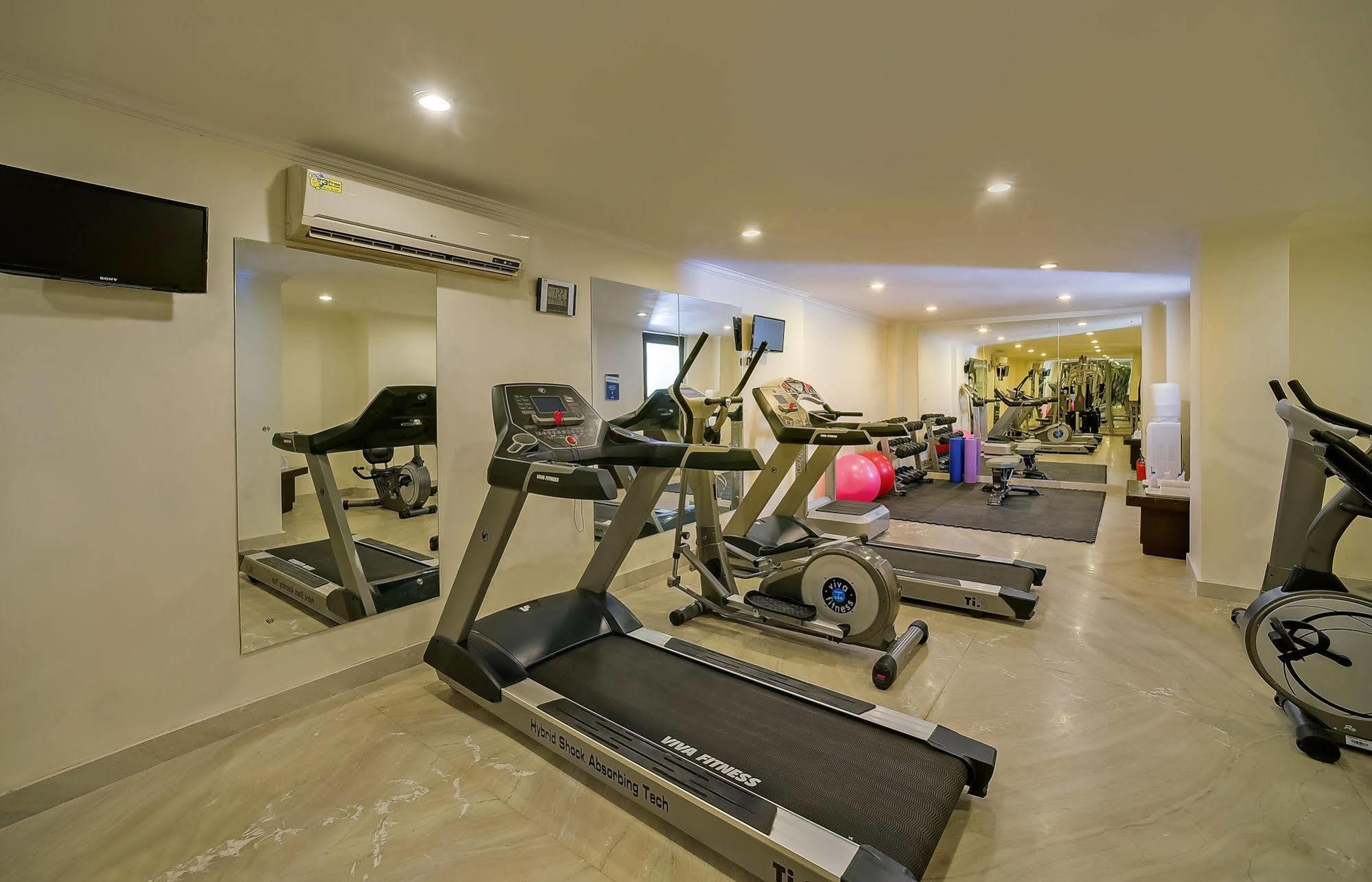 Royal Sarovar Portico Siliguri Esterno foto