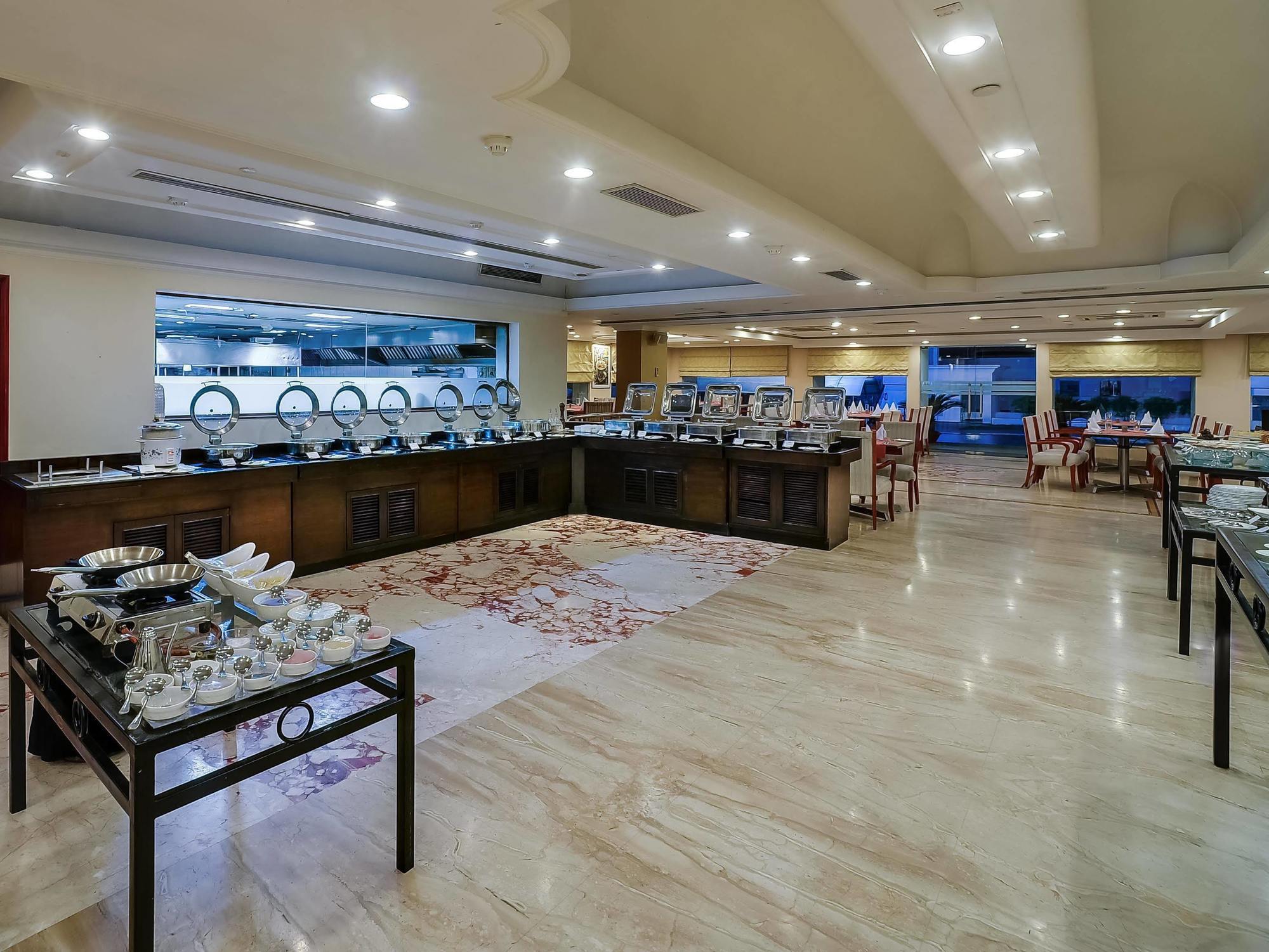 Royal Sarovar Portico Siliguri Esterno foto